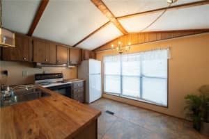 9921 6TH AVENUE, ORLANDO, FL 32824 Sold 01/20/25