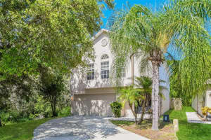 2336 WHISPERING TRAILS PLACE, WINTER HAVEN, FL 33884 Sold 01/22/25
