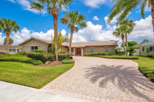 404 VALENCIA COURT, LONGWOOD, FL 32750 Sold 11/25/24