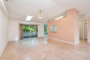 70 OLD SUNBEAM DRIVE, SOUTH DAYTONA, FL 32119 Sold 09/23/24