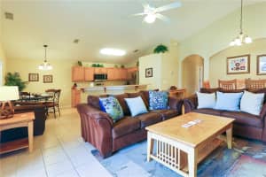 313 KENSINGTON DRIVE, DAVENPORT, FL 33897 Sold 07/02/25