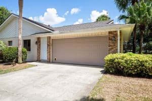 1070 PALADIN COURT, ORLANDO, FL 32812 Sold 12/16/24