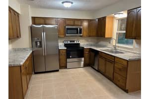 415 WINNERS CIRCLE, LADY LAKE, FL 32159 Sold 10/04/24