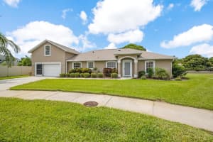 2090 HEDGEROW DRIVE, MERRITT ISLAND, FL 32953 Sold 09/20/24