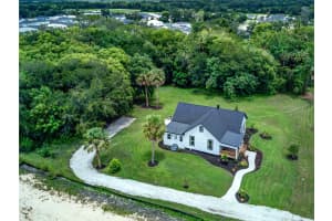 3300 CELERY AVENUE, SANFORD, FL 32771 Sold 10/07/24