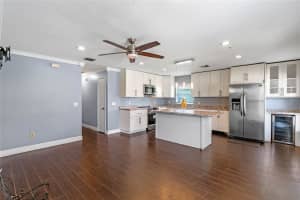 1218 BAY STREET, WINTER GARDEN, FL 34787 Sold 10/21/24