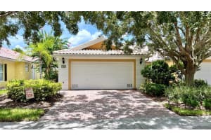 11884 DELFINA LANE, ORLANDO, FL 32827 Sold 10/30/24