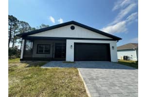 1102 EAST PARKWAY, DELAND, FL 32724 Sold 06/12/25