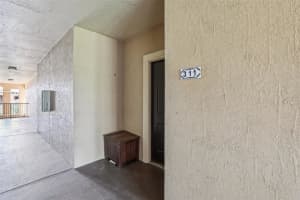 5536 METROWEST BOULEVARD, ORLANDO, FL 32811 Sold 12/10/24