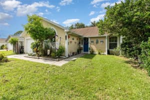 109 STEAMBOAT COURT, ORLANDO, FL 32828 Sold 10/23/24