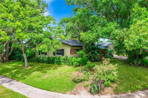 606 DEARBORN AVENUE, ALTAMONTE SPRINGS, FL 32701 Sold 10/04/24