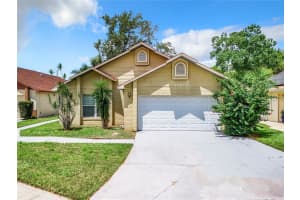 2760 WHISPER LAKES CLUB CIRCLE, ORLANDO, FL 32837 Sold 04/01/25