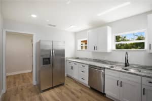 845 KENSINGTON DRIVE, ORLANDO, FL 32808 Sold 10/03/24
