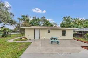 7828 RANGE DRIVE, ORLANDO, FL 32810 Sold 03/25/25