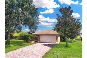 121 MOHAWK CIRCLE, AUBURNDALE, FL 33823 Sold 10/19/24