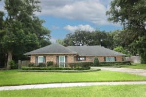 317 SPRING VALLEY DRIVE, ALTAMONTE SPRINGS, FL 32714 Sold 09/09/24
