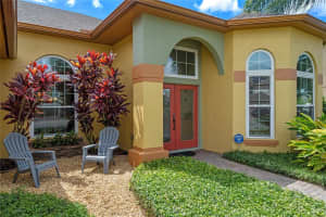 941 NOLA DRIVE, OCOEE, FL 34761 Sold 10/07/24