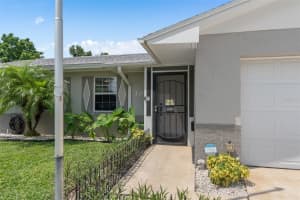 305 HIDDEN HOLLOW COURT, SANFORD, FL 32773 Sold 09/12/24