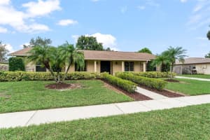 8216 BANYAN BLVD, ORLANDO, FL 32819 Sold 10/15/24