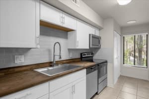 5304 BURNING TREE DRIVE, ORLANDO, FL 32811 Sold 11/14/24