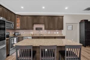 237 LAKE VIEW DRIVE, SANFORD, FL 32773 Sold 03/21/25