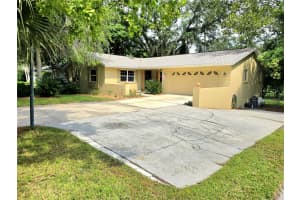 425 HILLCREST STREET, ALTAMONTE SPRINGS, FL 32701 Sold 06/25/25
