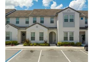 154 CAPTIVA DRIVE, DAVENPORT, FL 33896 Sold 04/16/25