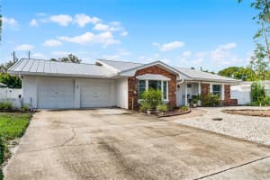 2330 CAROLTON ROAD, MAITLAND, FL 32751 Sold 12/30/24