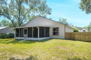 129 10TH STREET, CHULUOTA, FL 32766 Sold 12/06/24