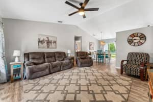690 CHARLES AVENUE, ORANGE CITY, FL 32763 Sold 04/16/25