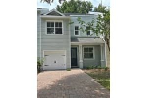 141 GLASS ONION DRIVE, HOWEY IN THE HILLS, FL 34737 Sold 11/01/24