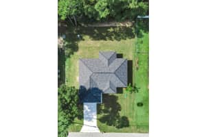 10 REDWOOD TRACK RADIAL, OCALA, FL 34472 Sold 09/13/24