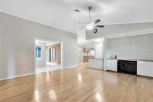 528 RIDGEWOOD STREET, ALTAMONTE SPRINGS, FL 32701 Sold 04/15/25