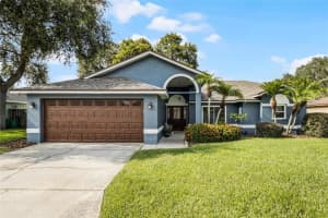428 BIGSTAFF COURT, WINTER HAVEN, FL 33884 Sold 11/12/24