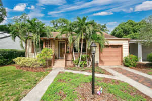 2502 DEPAUW AVENUE, ORLANDO, FL 32804 Sold 10/04/24