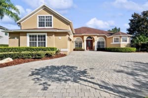 2375 STERLING CREEK PARKWAY, OVIEDO, FL 32766 Sold 11/05/24