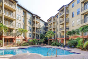 911 ORANGE AVENUE, ORLANDO, FL 32801 Sold 11/19/24