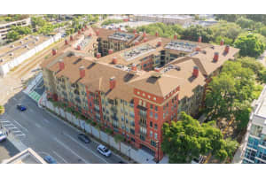 911 ORANGE AVENUE, ORLANDO, FL 32801 Sold 11/19/24