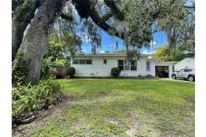 1300 EDGEWATER COURT, ORLANDO, FL 32804 Sold 10/04/24