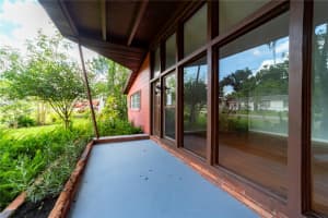 138 PALMETTO AVENUE, DELAND, FL 32720 Sold 12/16/24