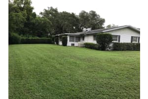 6 FOREST HILL DRIVE, AVON PARK, FL 33825 Sold 10/03/24