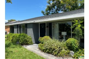 634 24TH STREET, VERO BEACH, FL 32962 Sold 10/28/24