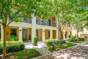 2159 BOSQUE ALLEY, ORLANDO, FL 32814 Sold 04/10/25