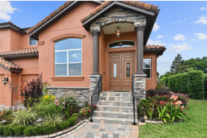 627 SANCTUARY GOLF PLACE, APOPKA, FL 32712 Sold 12/13/24
