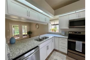 6067 PARKVIEW POINT DRIVE, ORLANDO, FL 32821 Sold 09/24/24