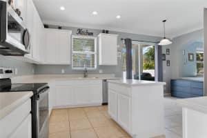 1537 LALIQUE LANE, ORLANDO, FL 32828 Sold 10/25/24