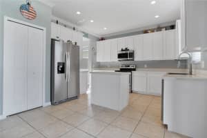 1537 LALIQUE LANE, ORLANDO, FL 32828 Sold 10/25/24