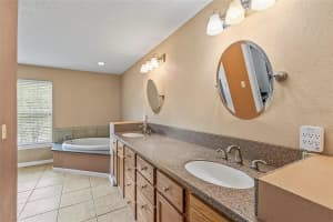 121 CANDLEWICK ROAD, ALTAMONTE SPRINGS, FL 32714 Sold 04/22/25
