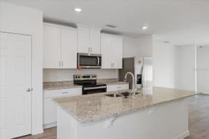 3681 PORTSMOUTH LANE, HAINES CITY, FL 33844 Sold 04/11/25