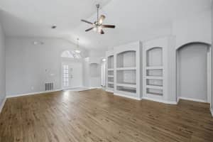 15621 AUTUMN GLEN AVENUE, CLERMONT, FL 34714 Sold 10/16/24